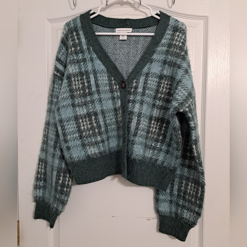 Cupcakes and Cashmere Women's size Medium Green Plaid Cardigan Sweater